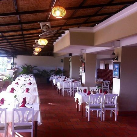 White Beach Hotel Сиануквиль Экстерьер фото